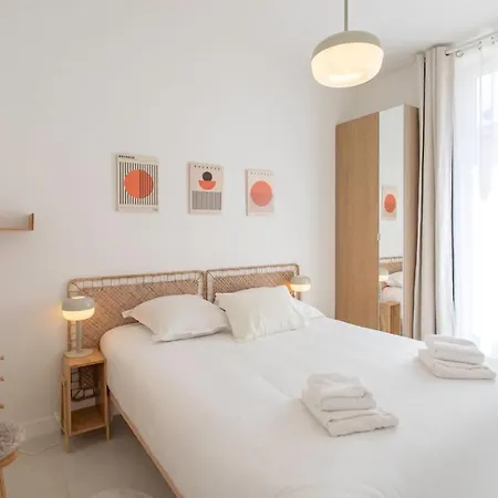 Апартаменты #35 Carlone 5min From The Ac & Terrace