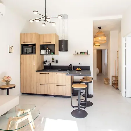 דירה #35 Carlone 5min From The Ac & Terrace *